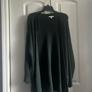 American Eagle Women’s Long Cardigan Size M